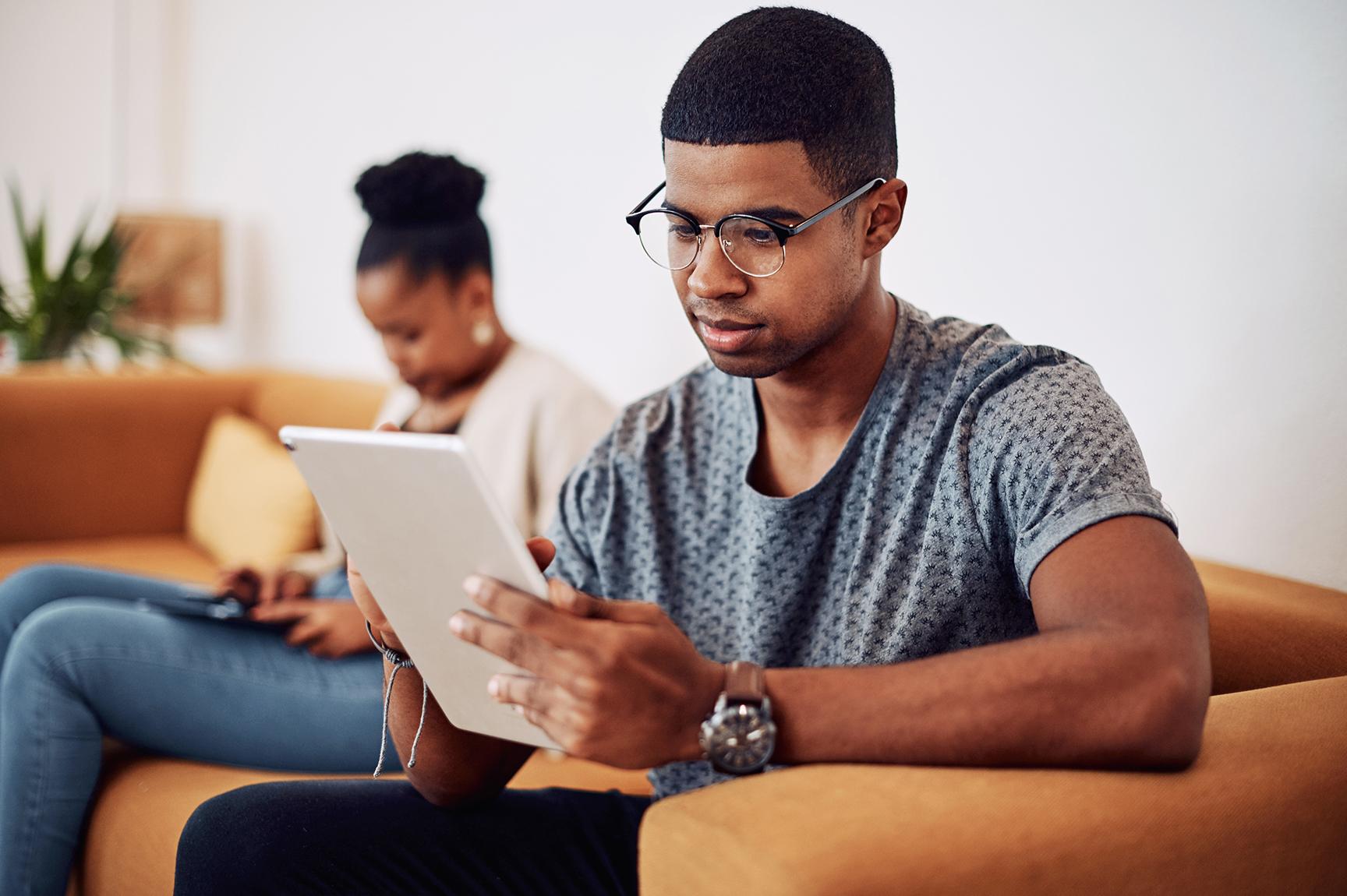 Man using tablet